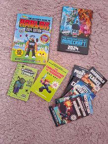 Bundle of gamer books