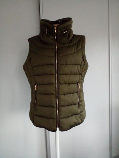 Sleeveless jacket size M NEW