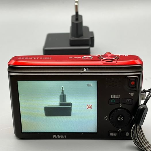 Nikon Coolpix S6300 Red 16.0MP Nikkor 10x Zoom Digital Camera - Full Kit