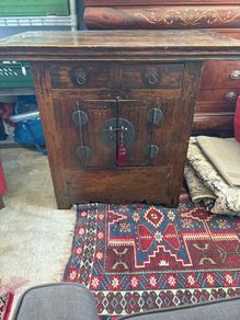 Exquisite Oriental cabinet