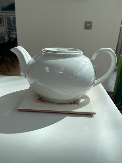 Handmade vintage style tile teapot stand