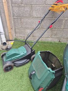 Electric lawnmower