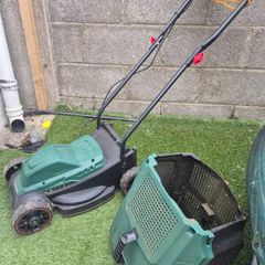 Electric lawnmower