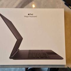 Apple Magic Keyboard for iPad Pro 12.9" (3rd-6th Gen) - Boxed, Like New + Bonus Case
