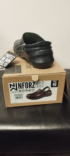 New Safety crocs size UK 6.5  euro 40