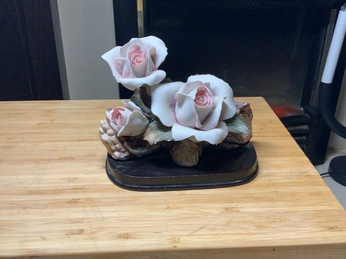 Figurines