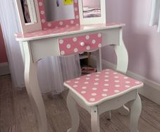Vanity table & stool