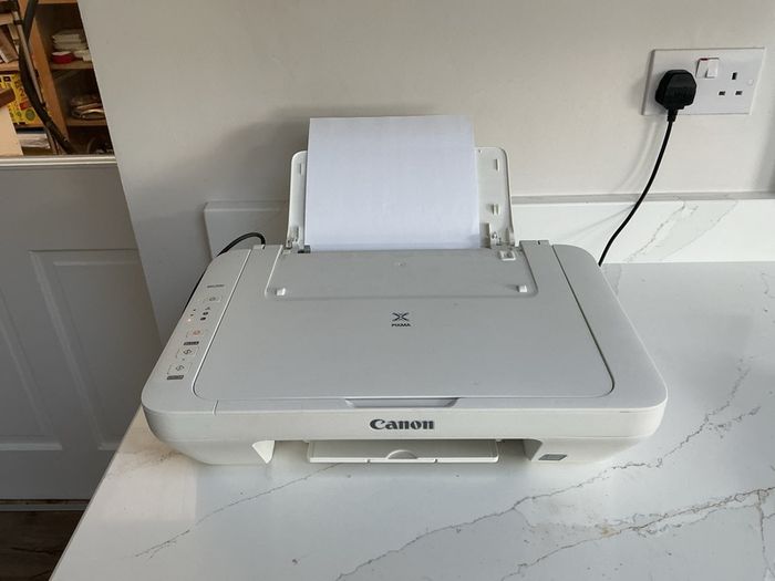 Canon Pixma MG2550 Printer/Scanner - No ink