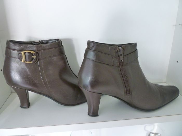 Brown ankle boots Leather Wallis Size Uk 6 Eu 39 Great Used Condition