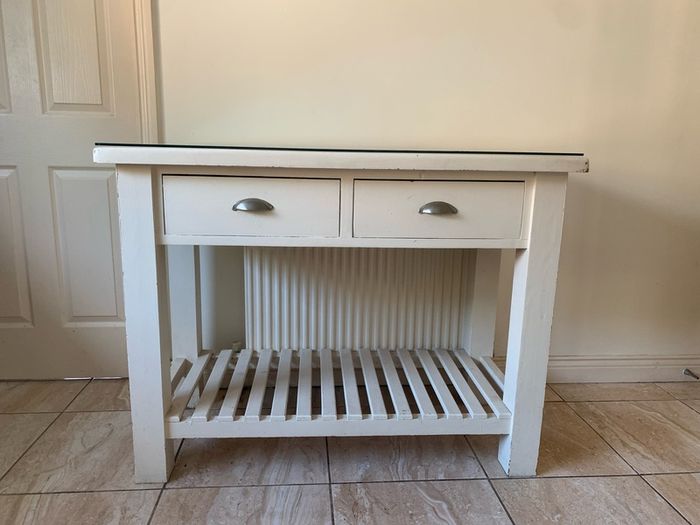 butcher's block, kitchen island