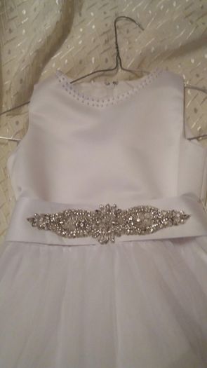 Beautiful ( like new) Elliott Chambers white communion dress
