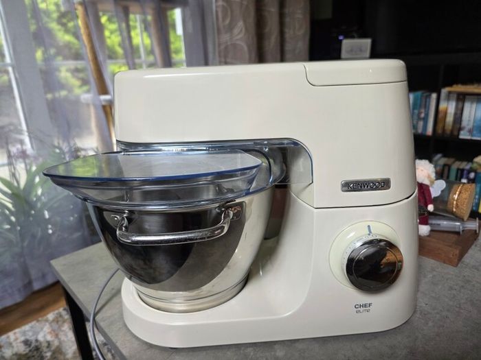 kenwood stand mixer