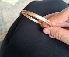 9 ct gold child bracelet