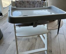 Hauck alpha high chair