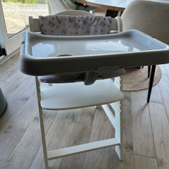 Hauck alpha high chair