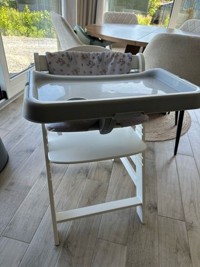 Hauck alpha high chair