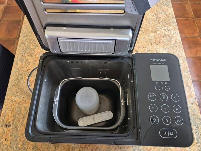 Kenwood breadmaker