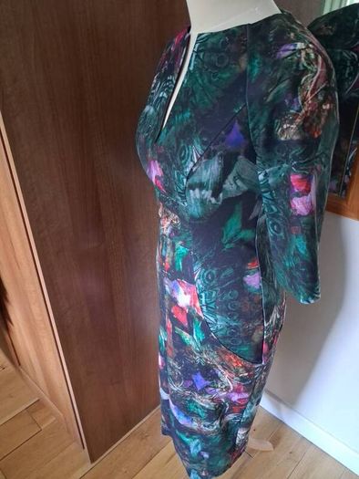 Stunning Ted Baker Dress Size 2 (UK 10-12)