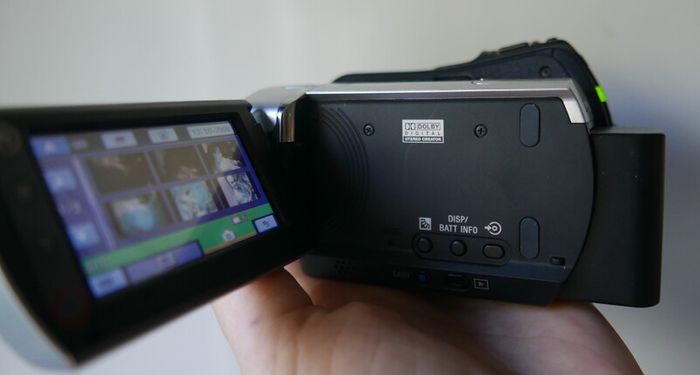 Sony Handycam DCR-SR35E 30GB HDD Camcorder, Y2K Digicam, Retro Video Camera, Carl Zeiss 40x Zoom, Vintage Digital Handycam