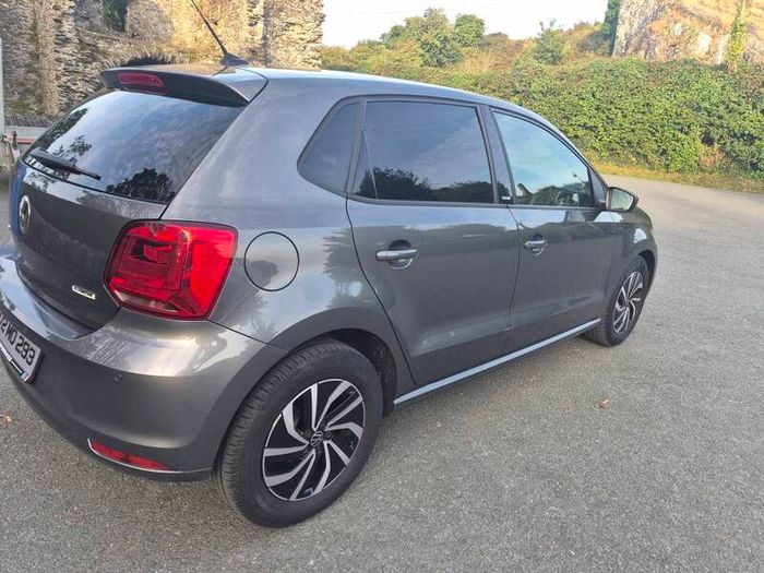 2017 Volkswagen Polo