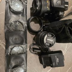 DSLR: Nikon D5300 + 18 55mm + Accessories