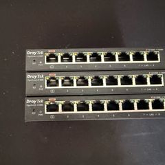 DrayTek VigorSwitch G1080  8 Port Gigabit Smart Switch