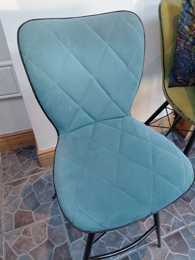 2 x kitchen bar stools