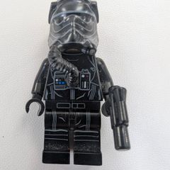 100% Lego Star Wars Minifigures - First Order Tie Pilot 75272 (3 lines helmet) sw0902