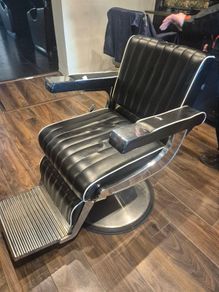 Barber chair