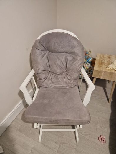 nursing rocking chair