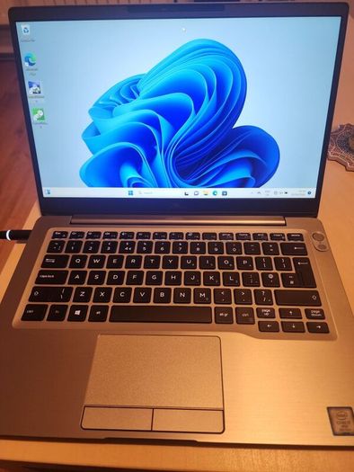 Dell Latitude 7300 Like New (Open Box)  i7 / 16GB / 1TB NVMe