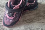shoes  clarks
