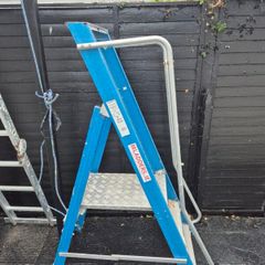 Podium Industrial foldup  construction podium ladder