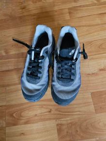 nike size 4 adult