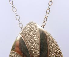 Vintage Solid 9K Gold 375 Pendant Necklace length 18" - 4,07g