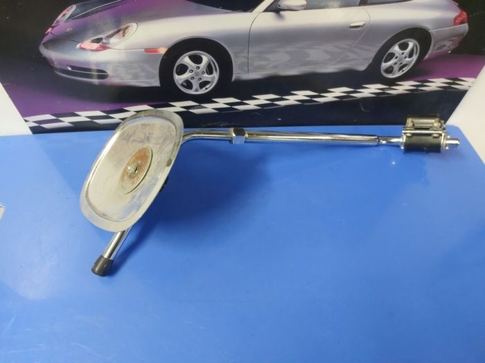 Truck mirror arm