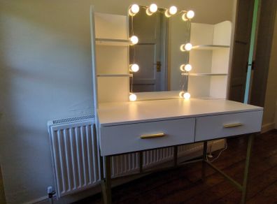 Dressing Table with LED Lights