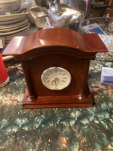 Mantle clock free postage