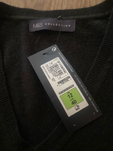 Brand New M&S Black Staysoft V neck Jumper Size 12