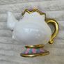 Disney Limited Edition Beauty And The Beast Mrs Potts Money Box approx. 15 cm. Damaged box Please see photos Image 2