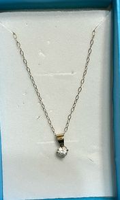 9ct gold necklace