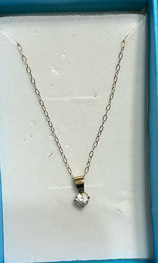 9ct gold necklace