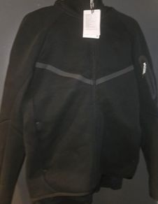 Nike tech