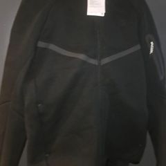 Nike tech