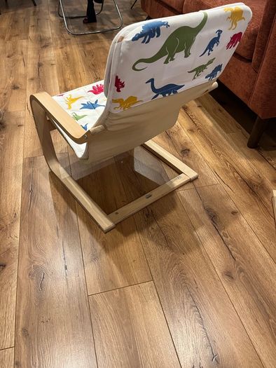 2 kids chairs