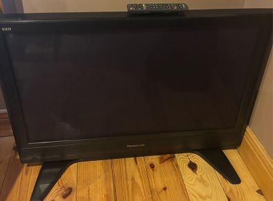 Panasonic 37 inch HD Tv