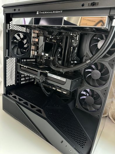 High spec Gaming PC | RTX 5070 / Ryzen 9800x3d / DDR5
