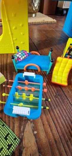 LOL surprise remix clubhouse house with accessories