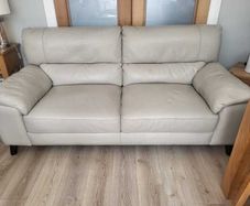 Cream 3 seater leather sofa