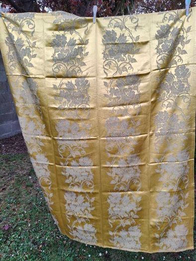Vintage tage Curtain